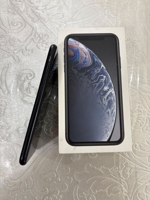 iPhone XR 64 ГБ, чёрный