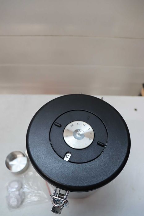 Coffee Gator Кутия за съхранение на кафе 650 г