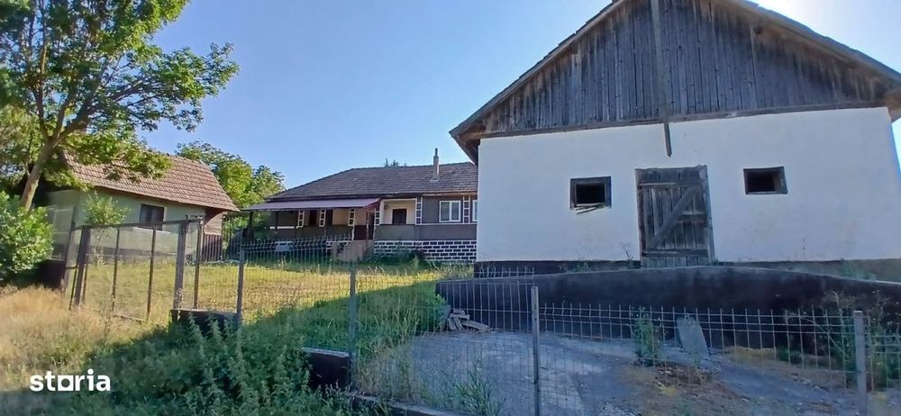 Casa de vanzare in zona Iris -Valea Calda, acces dinspre Emerson Cluj