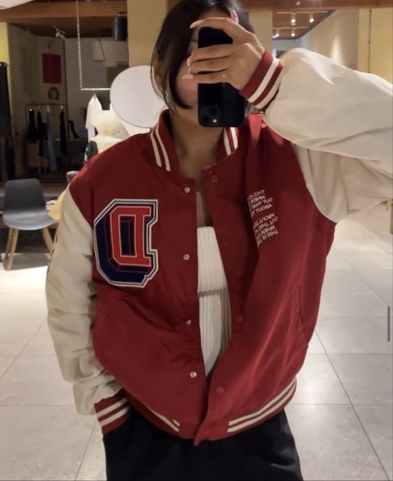 Продам бомбер в идеале, размер подходит s,m,l