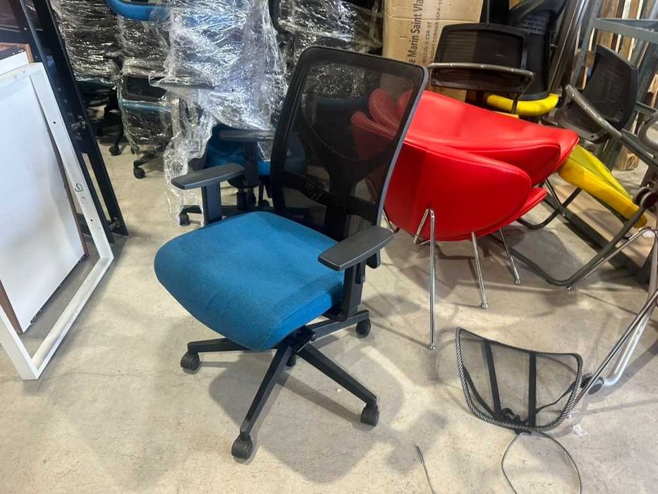 Ергономичен офис стол Rexsitt – мрежеста облегалка