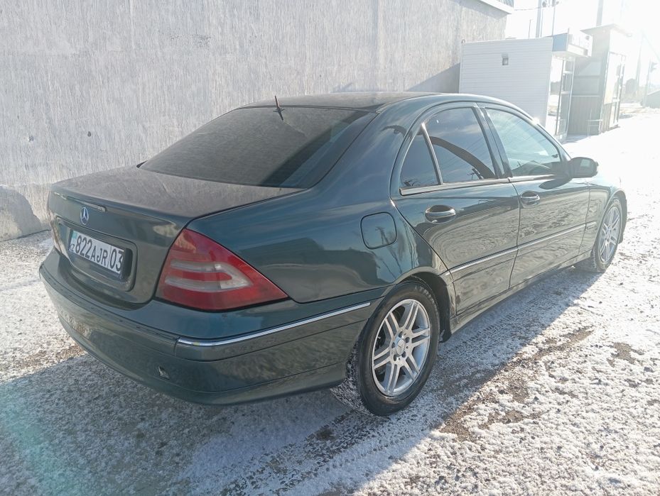 Мерседес С200 механика 6ти ступка