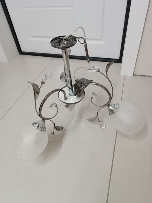 Продам люстра б/у