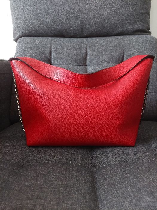 Geanta dama rosie Givenchy-se vând și separat