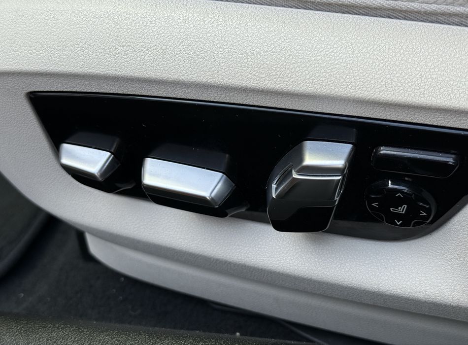BMW G30 / 520XD / M Pachet / Faruri Full led / Full
