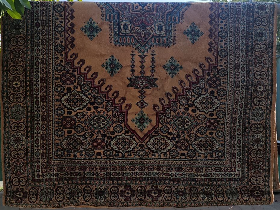 Ковёр 290 х 191, красивый рисунок