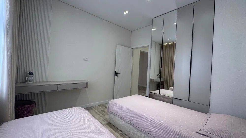 Квартира Госпитальный 4/6/9 130 м2