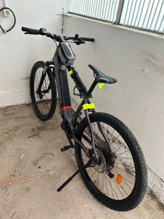 Vând bicicleta MTB electrica