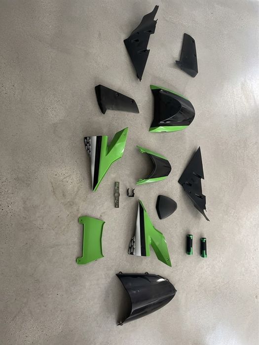 Piese / carene kawasaki zx10r 2004-2005
