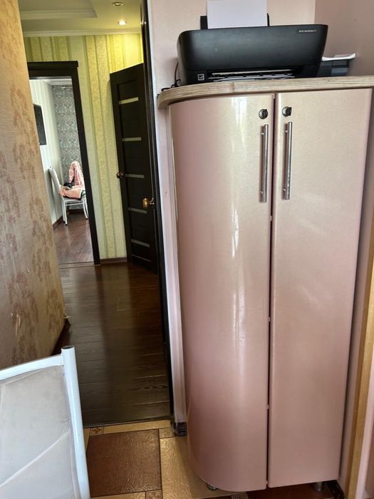 Продам шкаф угловой