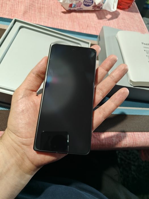 Oppo Find N6 (16/512GB) – Безкомпромисен сгъваем дисплей | Като нов