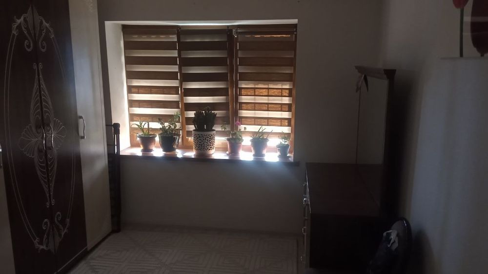 Продаю 3х квартиру + подвал 180кв. Под бизнес (Собственник)