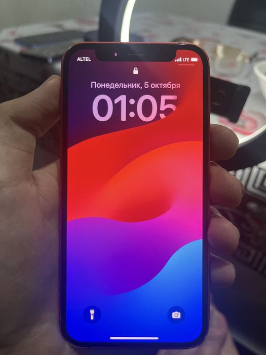 iPhone 12 mini 64 ГБ идеальном состоянии