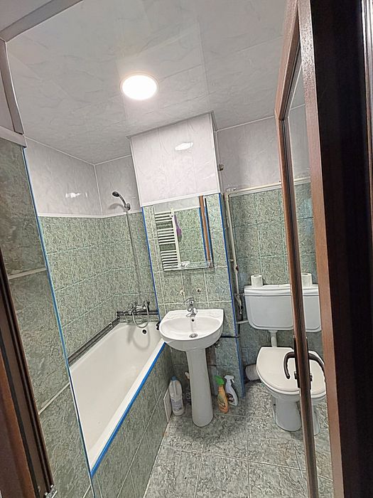 Apartament 2 camere etaj 1 Aleea Plopilor Tg Jiu