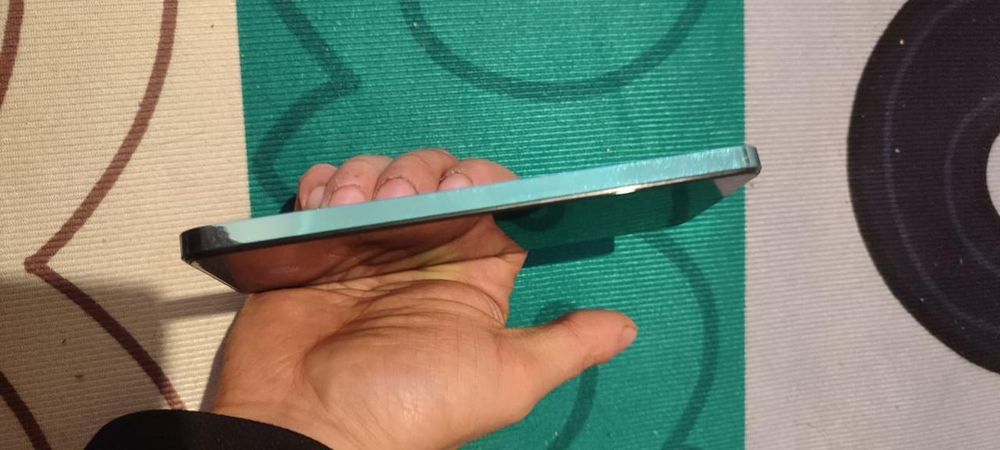 Продам Vivo V25 256gb