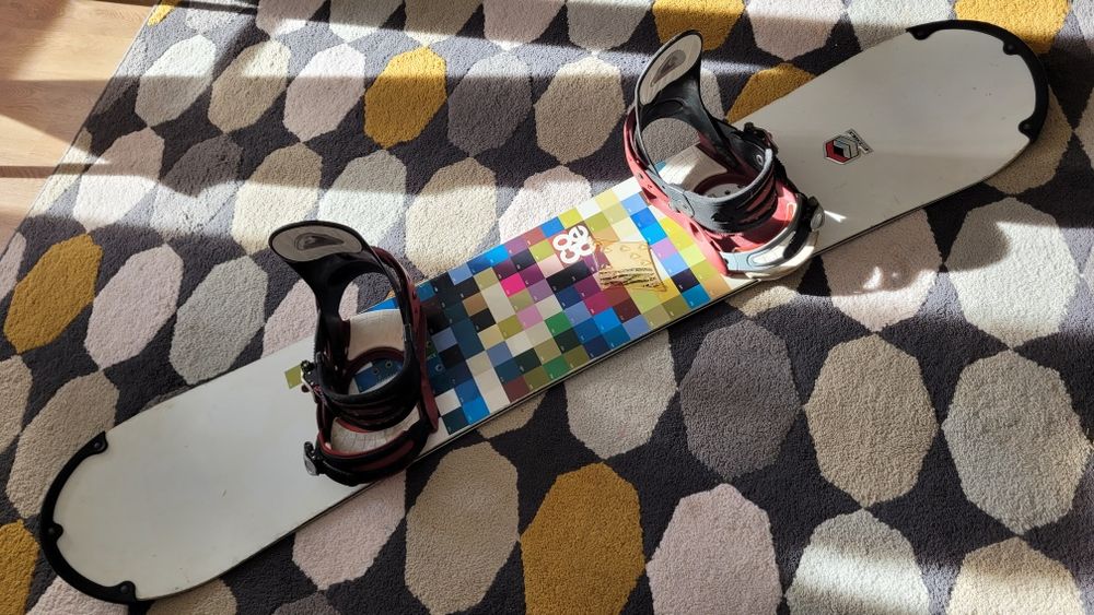 Placa snowboard FTWO 145 + legaturi Burton