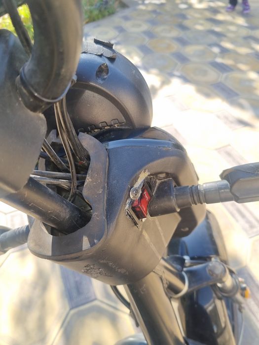 Продаётся электроскутер буу