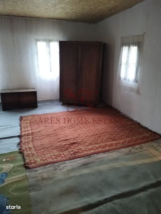 Casa spatioasa | 1500 mp teren - Ticvaniu Mare CS