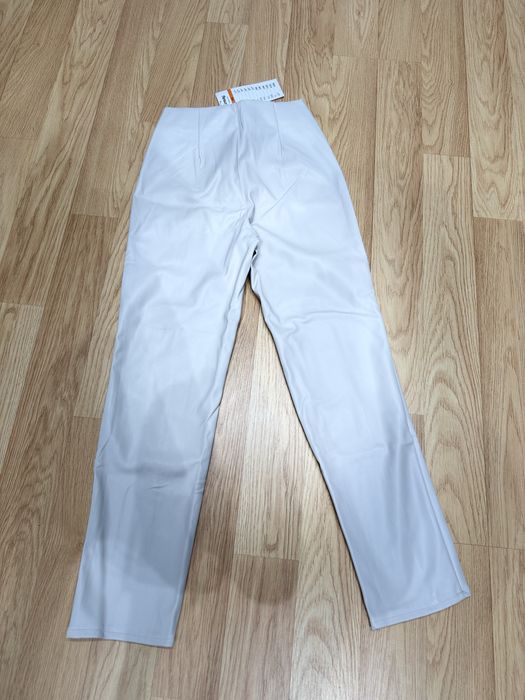 Pantaloni piele ecologica