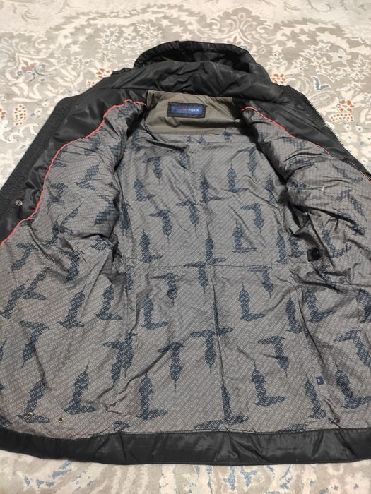 Продам мужской пуховик