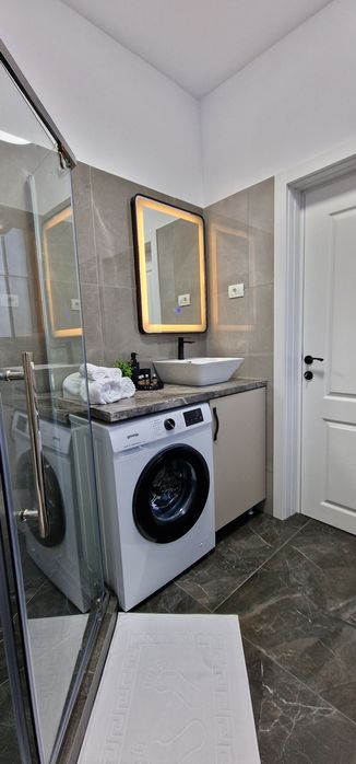 Se închiriază apartament cu 2 camere(PENTRU ORICE PERIOADA)