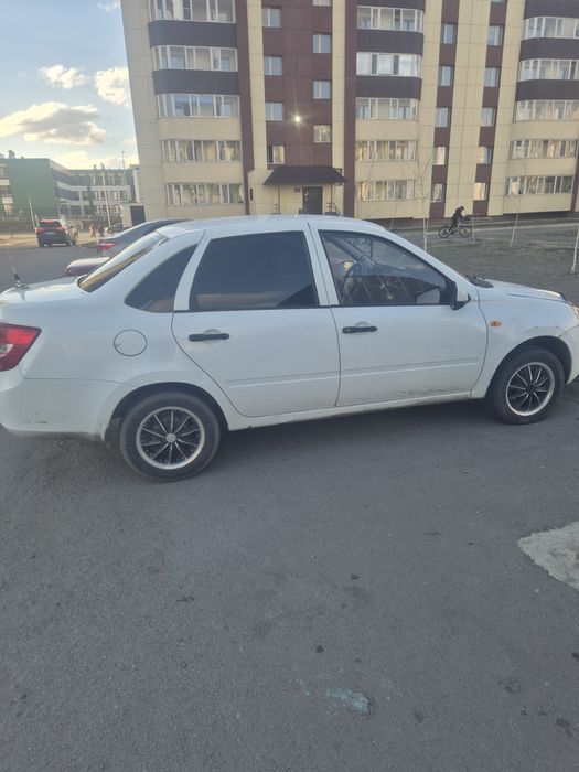 Продам  титанку на R 14