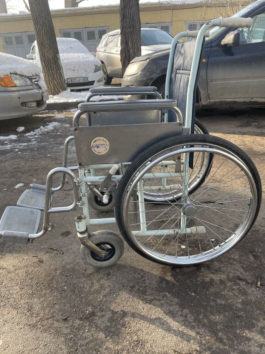 Инвалидная коляска