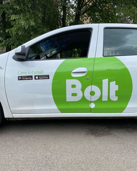 Inscripționare auto Bolt / Uber / Taxi / Flote