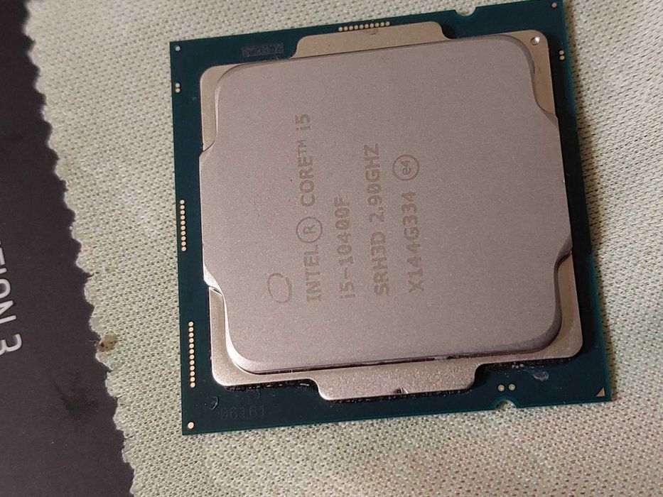 Intel Core i5 10400 и i5 10400F, 6-ядрени, LGA 1200