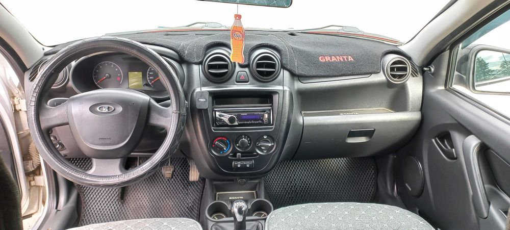 Автомобиль Лада Гранта