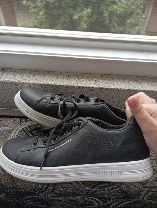 Дамски маратонки