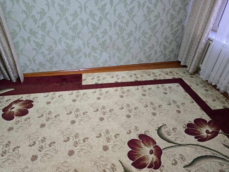 Ковер 3 на 5 отличного качества