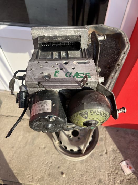 pompa abs mercedes e classe 2004