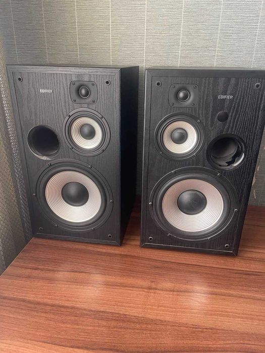 Колонки Edifier R2800