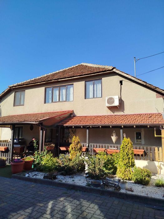 CASĂ + LOCUINȚĂ SEPARATĂ PE 1080 MP | Arad, Vlaicu | Ideală pentru două familii