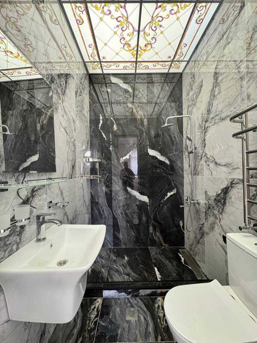 Сергели. Мунаввар Файз махалля. 2сотихда 6 хонали 2 каватли уй сотаман