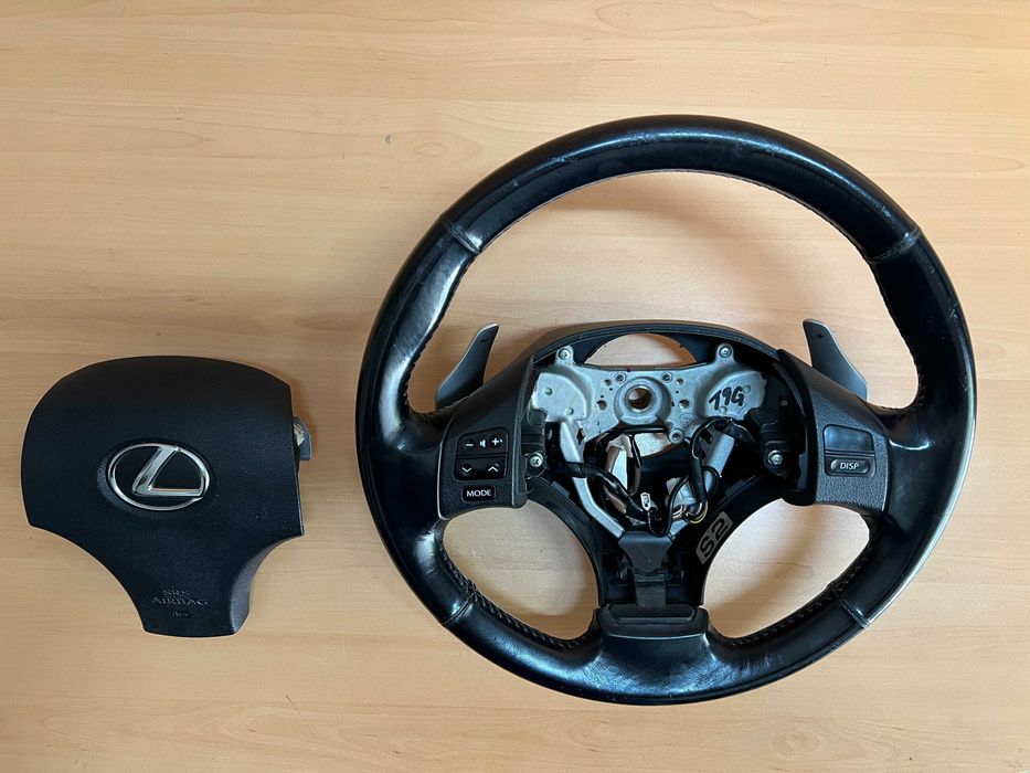 Волан Lexus IS250 / IS200 / IS300 с пера + airbag – оригинален