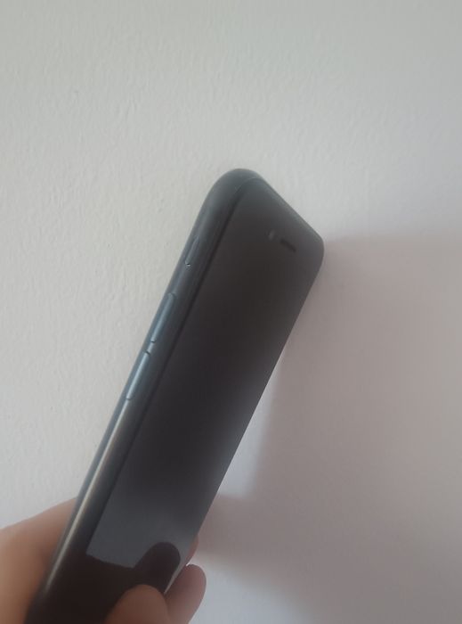 iPhone SE 2 2020