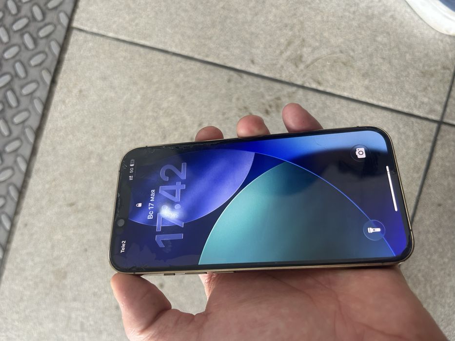 продаеться Iphone 13 pro