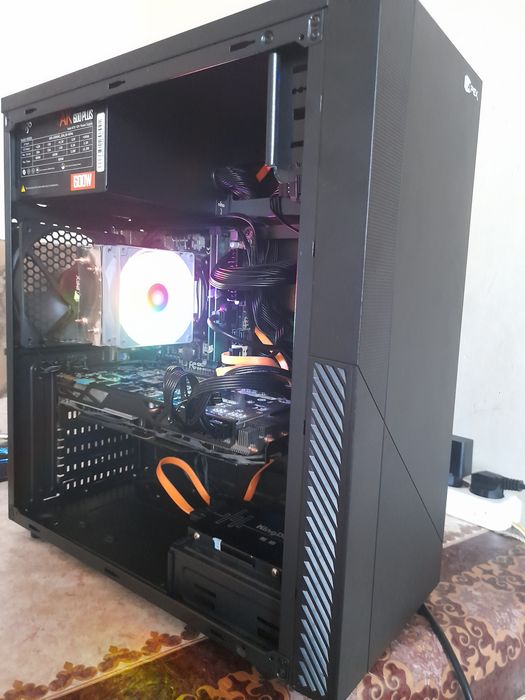 Core I5 4460/GTX 760 4GB