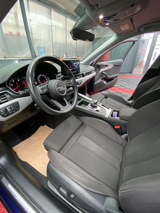 Audi A4 Sedan 35 TDI Mild Hybrid S-tronic