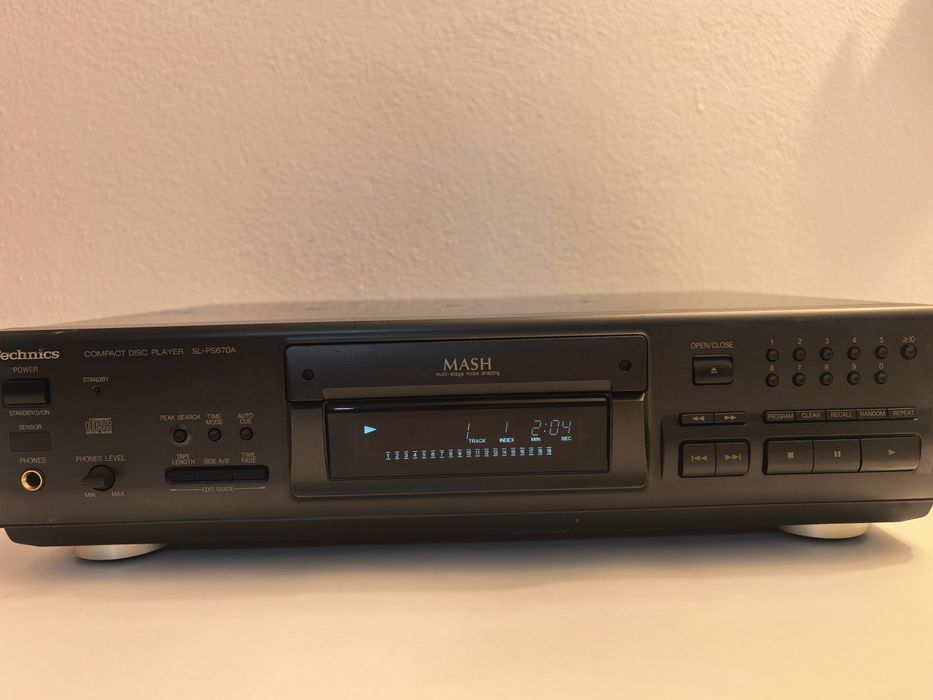CD Player Technics SL PS670A cu telecomanda originala
