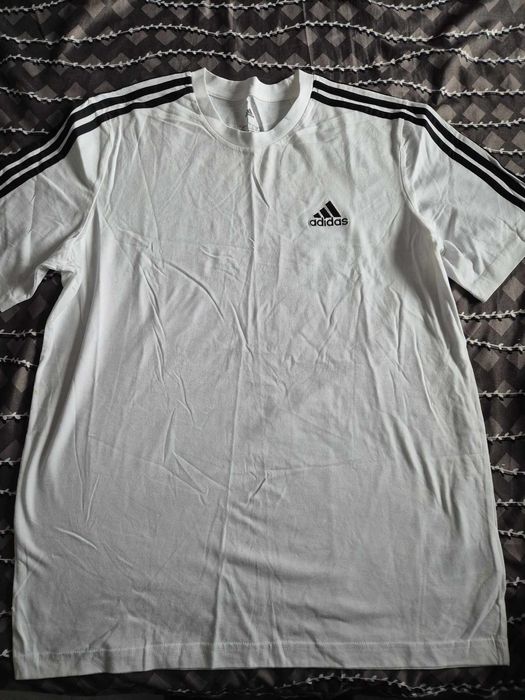 Tricou adidas marimea M