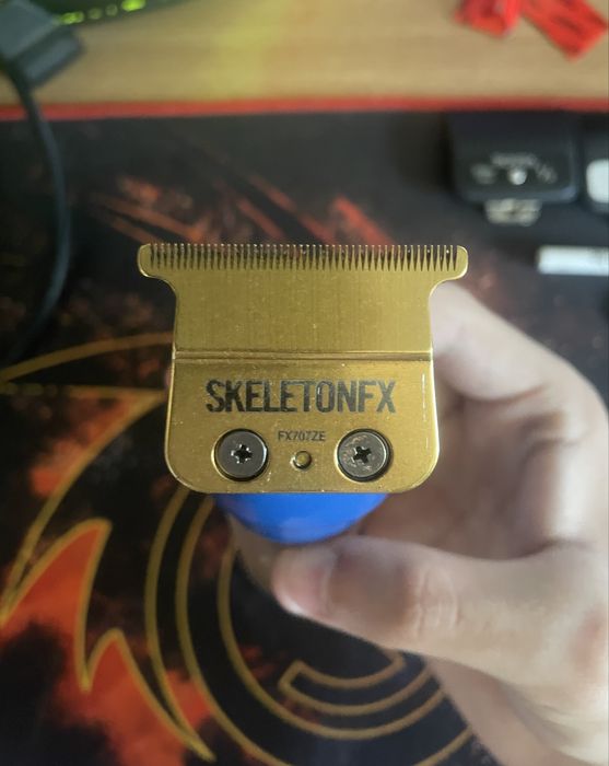 Vand trimmer babyliss skeletonfx gold vopsit custom