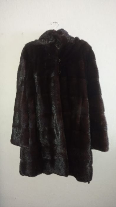 Продам норковую шубу