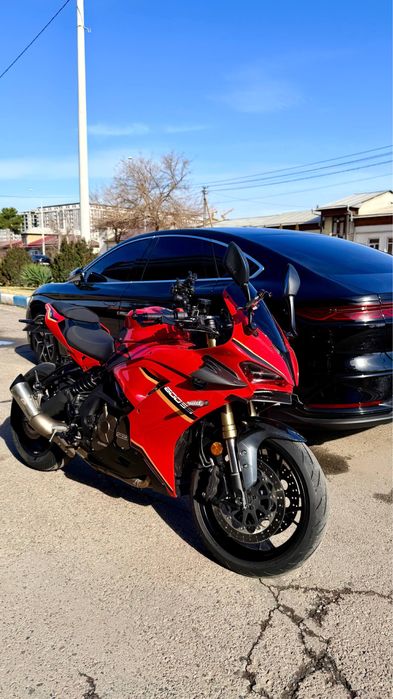QjMotor 600 SS Sotiladi!