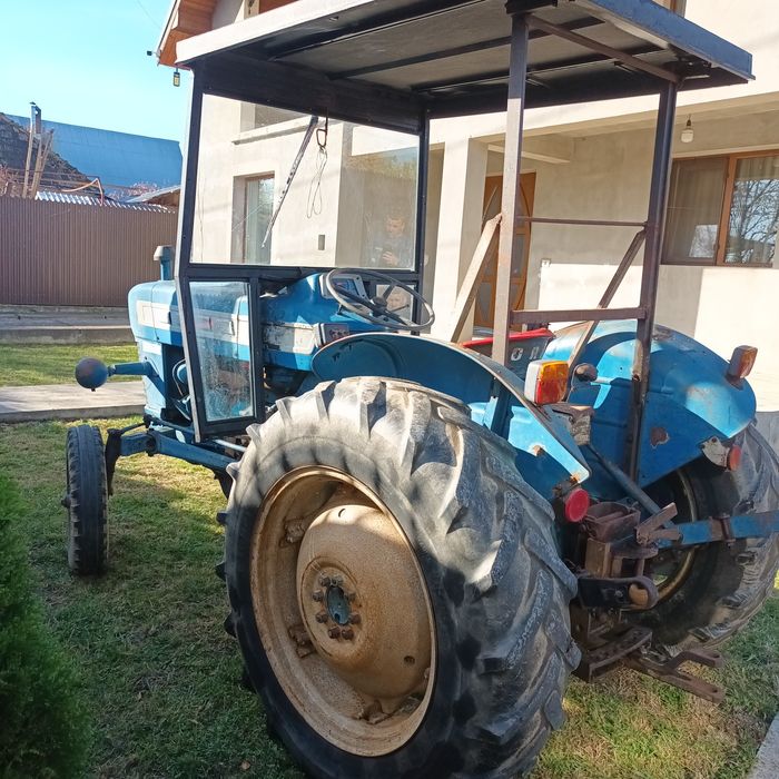 Tractor Ford 3000