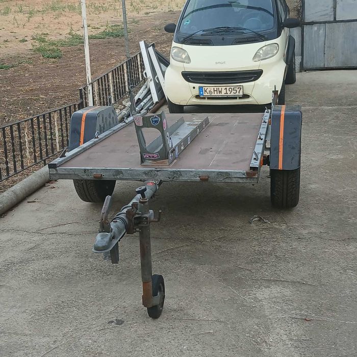 Пазарно ремарке / тезгях /