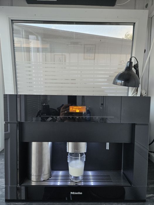 Vand Espresor Miele Incorporabil