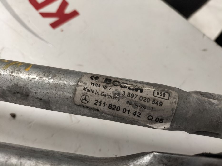 Механизъм предни чистачки Mercedes E class w211 /Мерцедес Е класа 2004